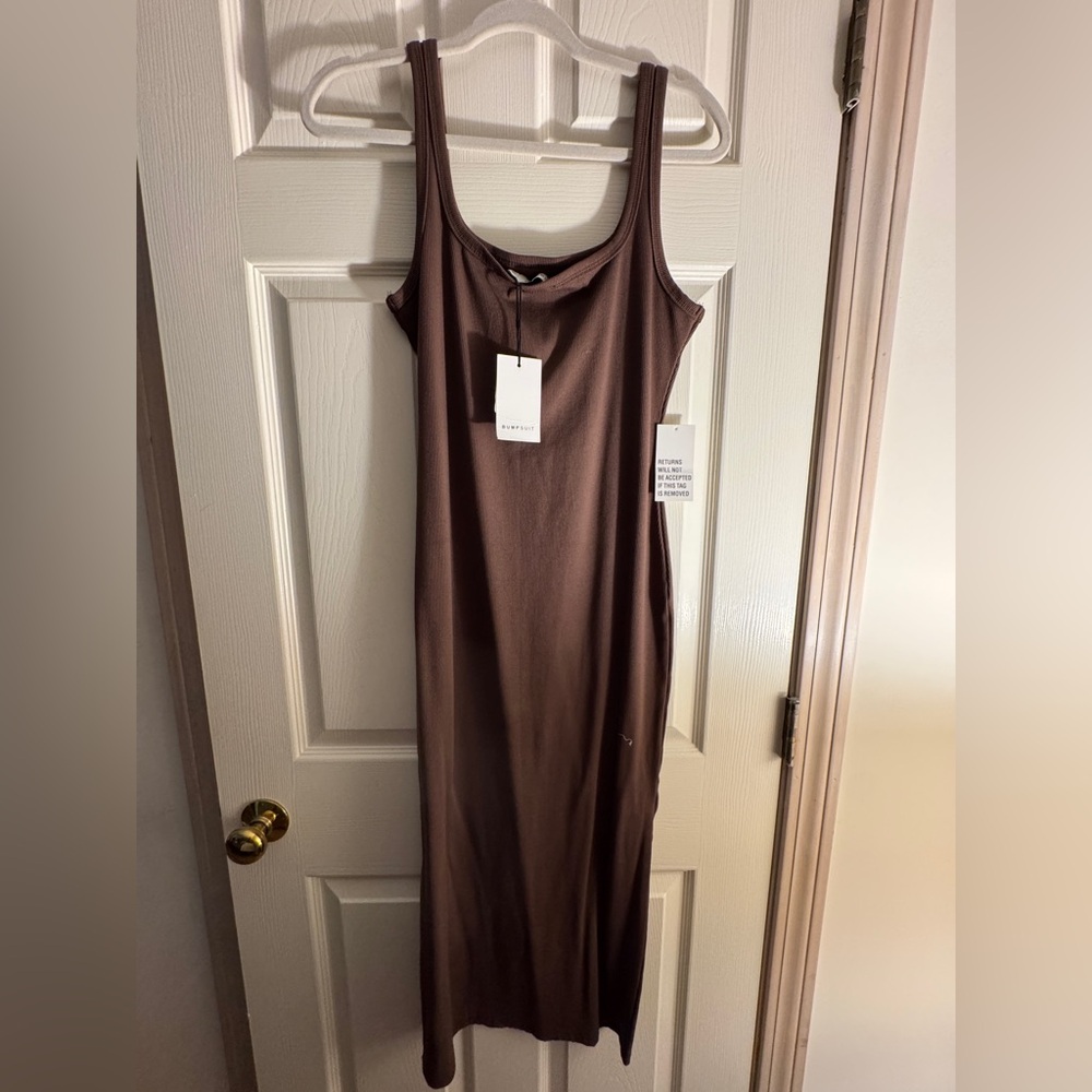 Sculpting Rib Midi Dress
BUMPSUIT 
Size Large
